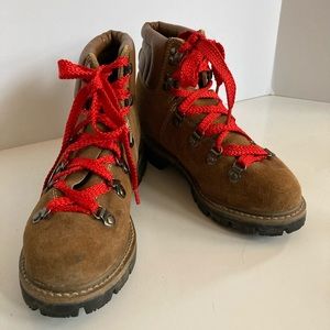 Vintage Explorer Suede Brown Hiking Boots Women’s Size 7